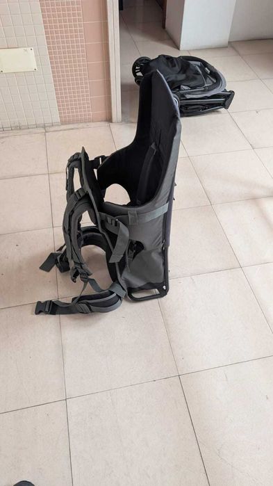 Porta-Bebé Caminhada - Berg