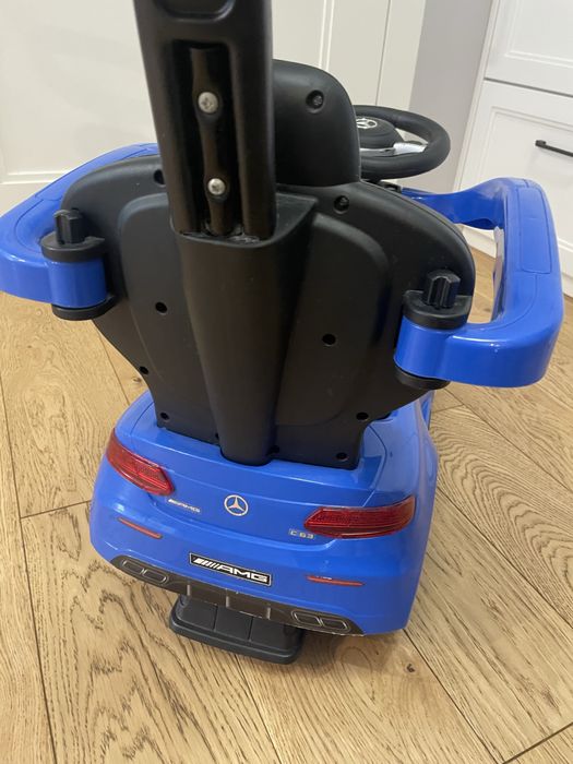 Jeździk Auto Pchacz Mercedes AMG dla dziecka 4w1 z rączką Icoon autko