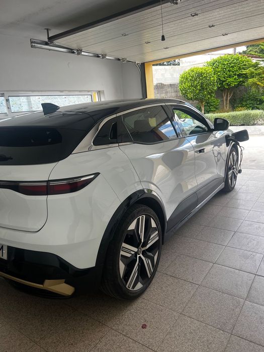 Renault Mégane E-Tech528028462775674883