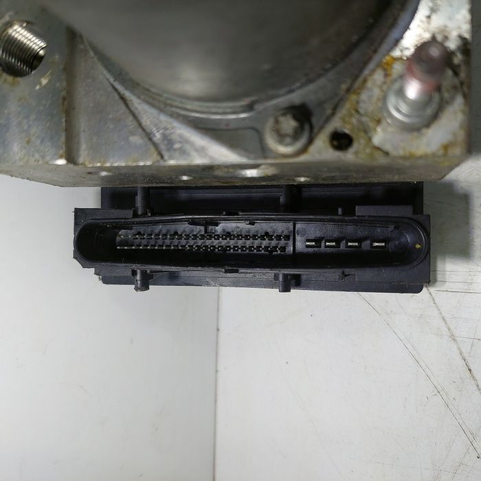 ABS TOYOTA Auris Hatchback (_E15_)