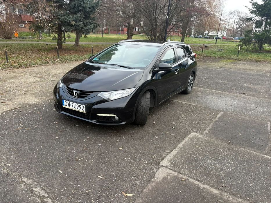 Honda Civic Honda Civic Tourer (kombi) – 2014 | Czarna | Bardzo dobry stan