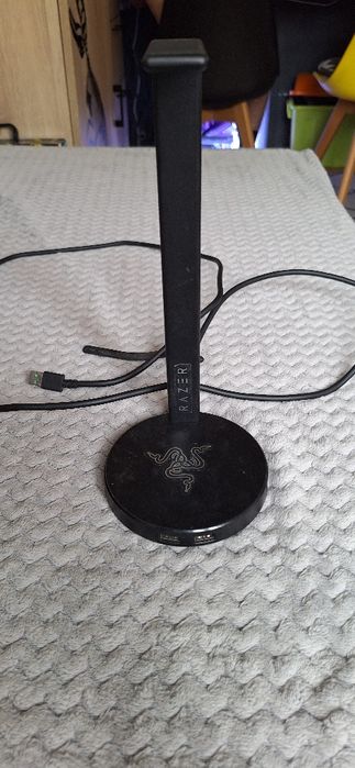 Razer mouse bunge v2 i razer basestation v2 chroma