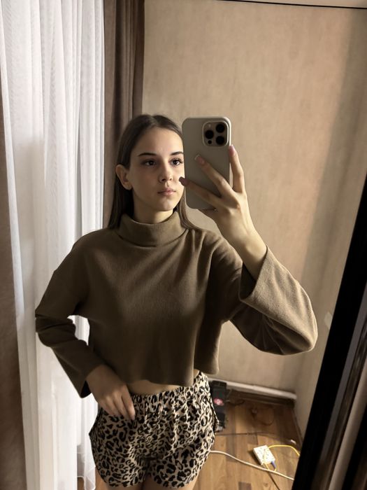 Кофта - гольф укорочена