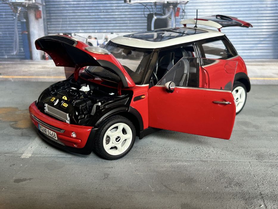 Kyosho Mini Cooper edycja dealerska 1/18