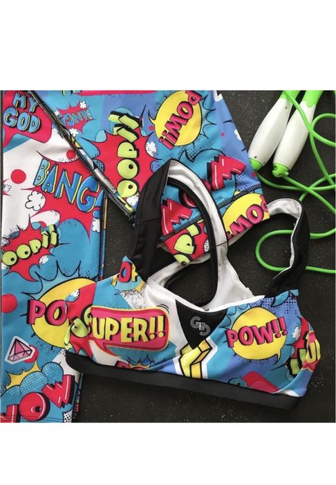 Спортивный топ