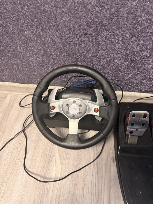 Продам руль Logitech g25