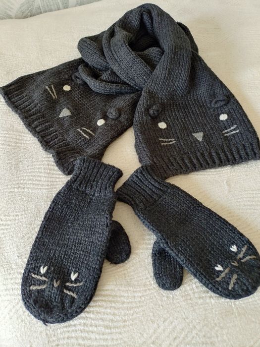 Szalik i rękawiczki z motywem kota