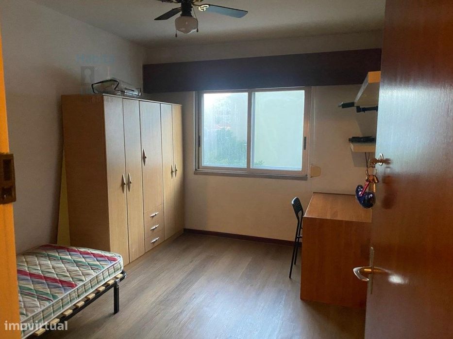 Quarto individual para Estudante Junto ao Metro Alfornelos