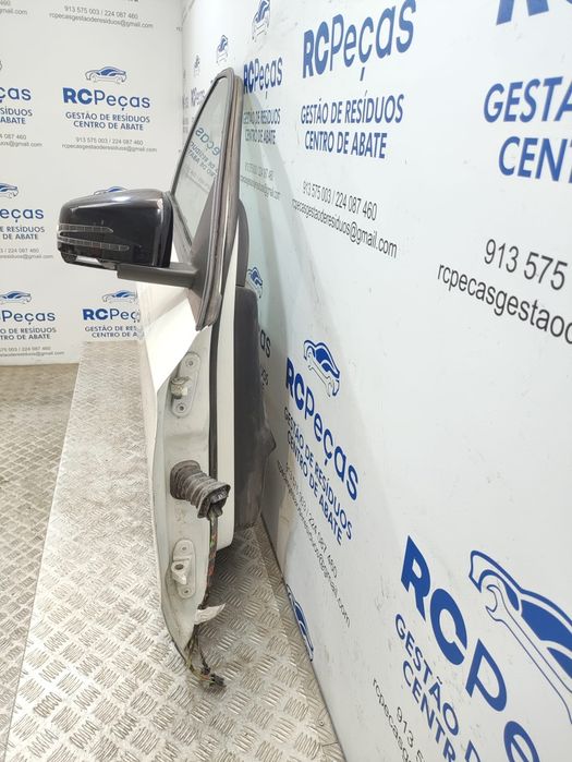 Porta frente direita Mercedes Benz Classe A W176 de 2012 a 2018