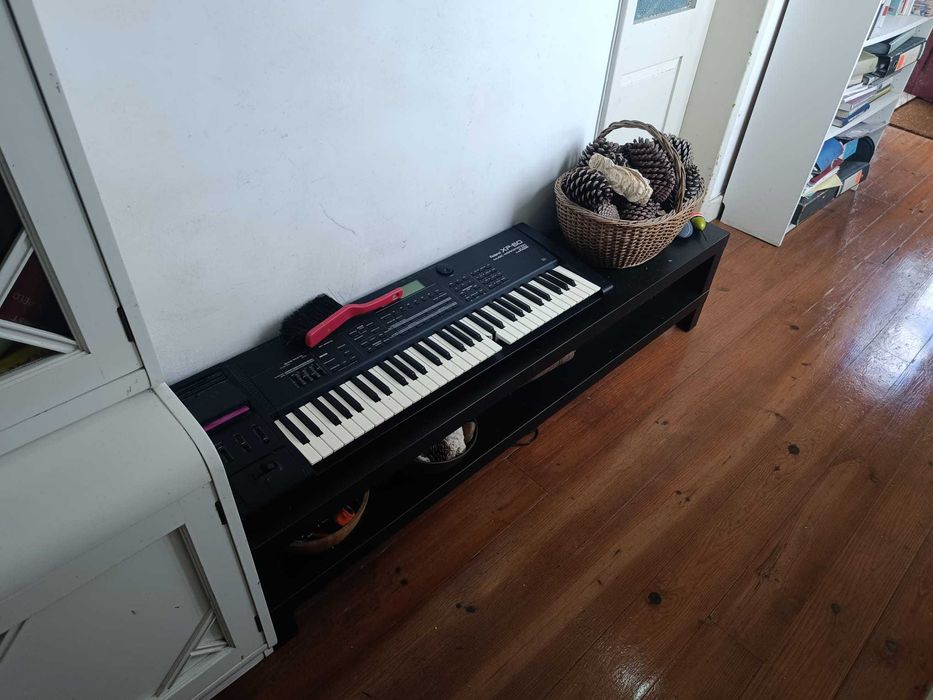 Móveis variados a bom preço