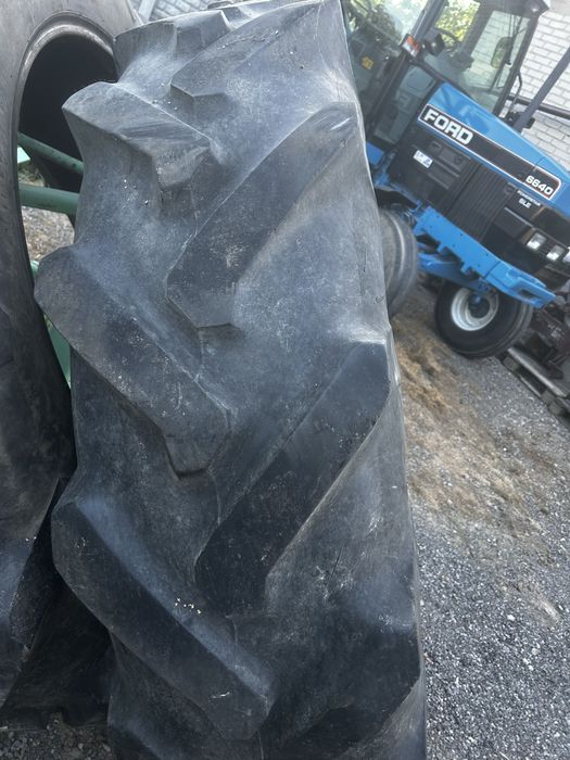Opony Pirelli 16.9x 38