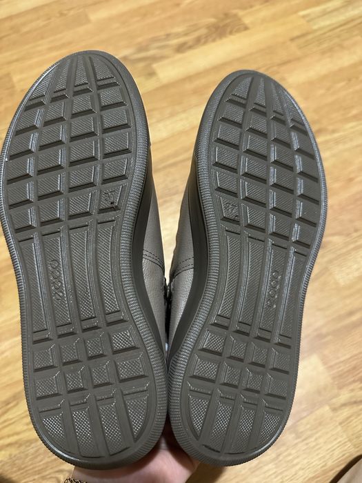 Продам жіночі черевики