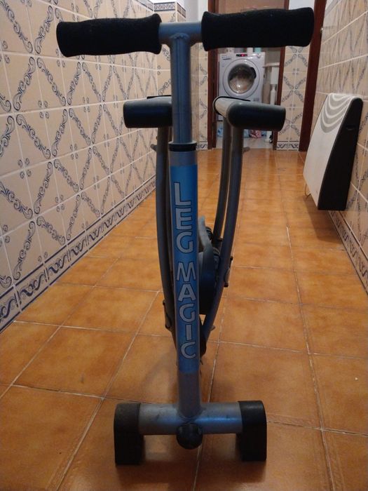 Exercitador de pernas Leg magic