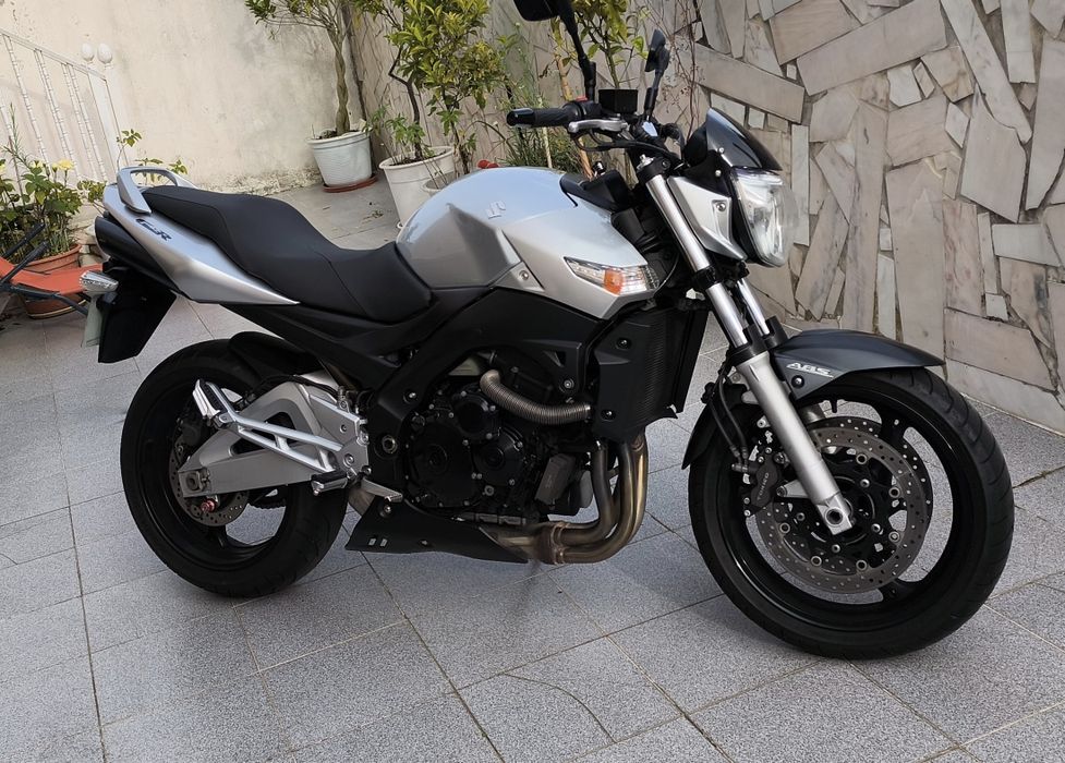 Suzuki GSR 600 de 2012