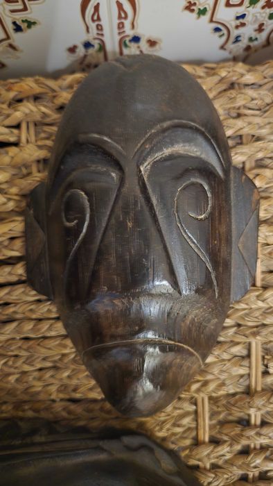 Mascaras decorarivas em madeira