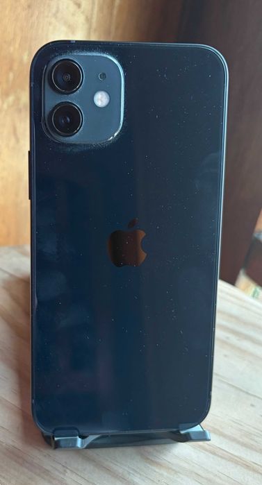 telemovel iPhone 12   64g em excelente estado