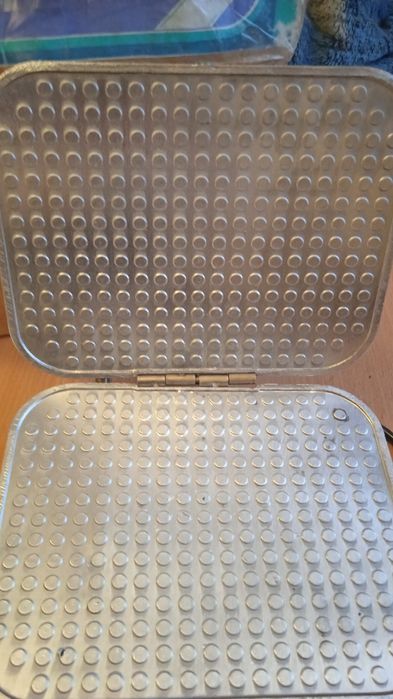 Вафельница Ласунка 1990 р.Новая,СССР