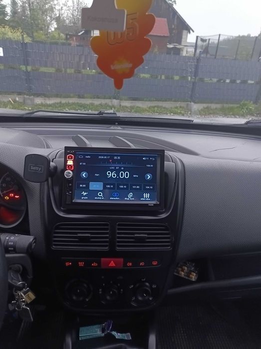 Sprzedam Fiata Doblo Maxi.