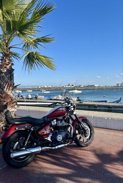 Royal Enfield Super Meteor 650