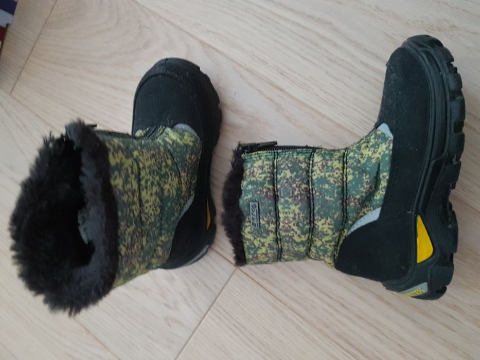 zimowe buty (Bartek) ocieplane - kozaki (unisex rozm.25)