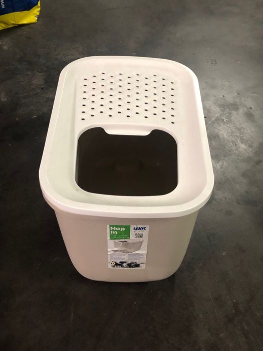 Caixa para areia de gato. Nova