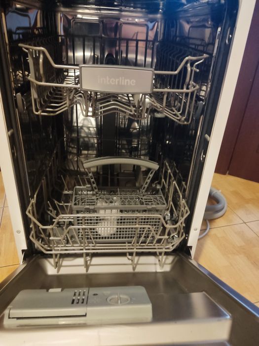 Духова шафа Interline,посудомийна машина Interline