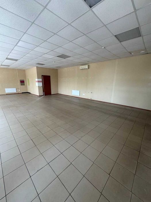 Сдам в аренду отдельно стоящее помещение 93 кв.м. центр, 10000 грн