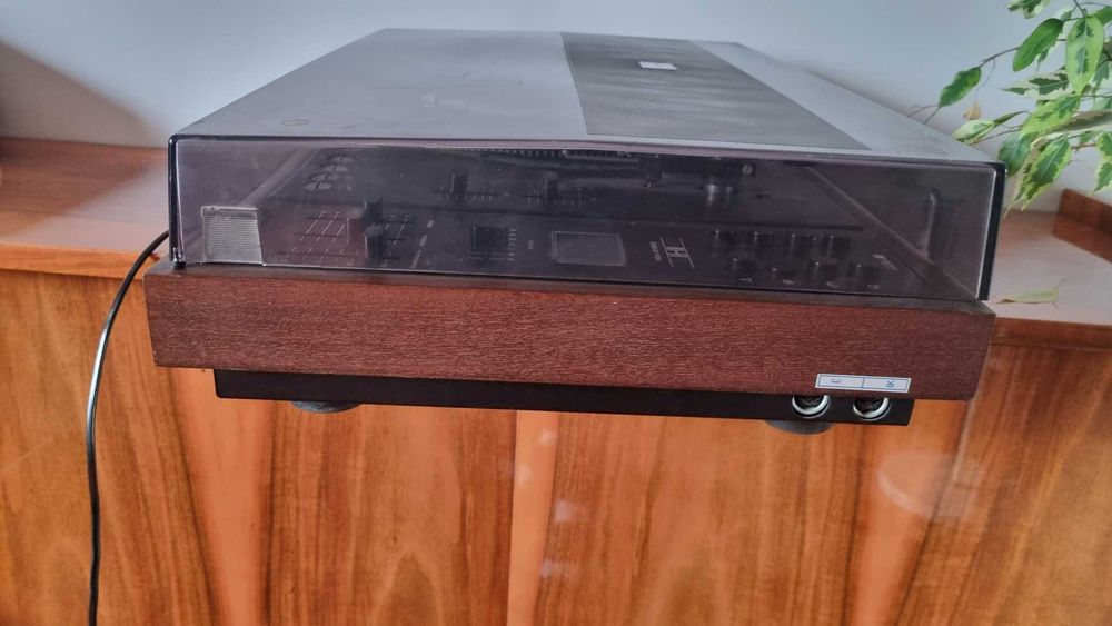 Gramofon Unitra Daniel WG 1100 fs ze wzmacniaczem uszkodzony