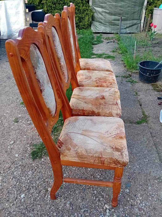 Стiльцi кiмнатнi