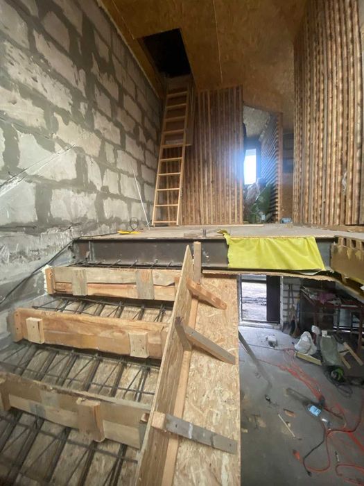 Продам гараж 75м2 в Гостомелі біля озера