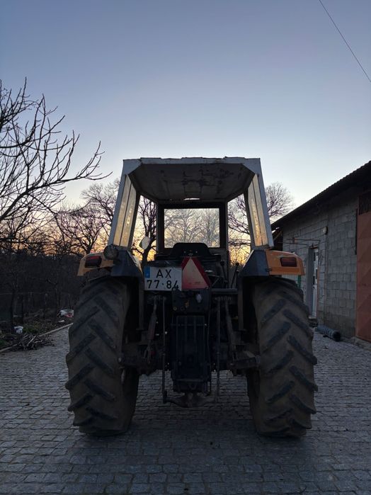 Trator Renault 65-32