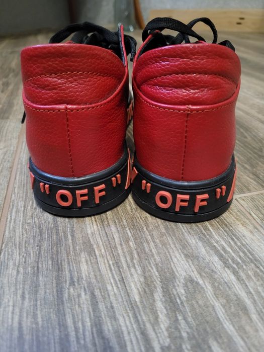 Продам туфлі, кеди, ботінки