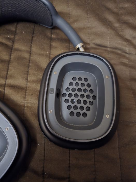 Продам Airpods Max