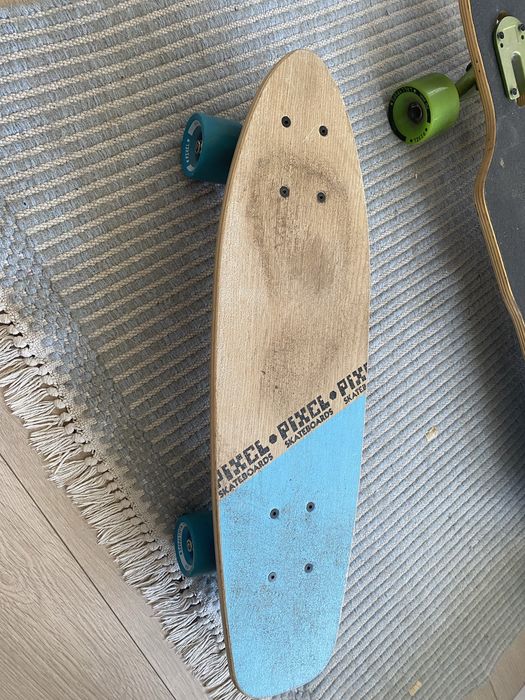 Deskorolka skateboard Pixel