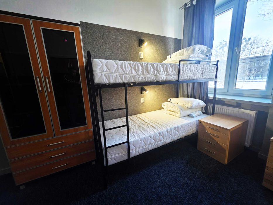 Pokój Hostel район Wlochy (ul Pryzmaty) хостел. 1-2-4 местные. 250 неделя