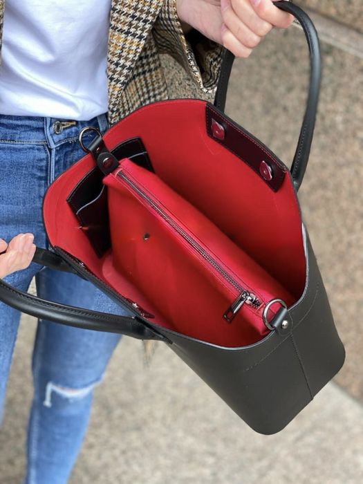 Сумочка из натуральной кожи