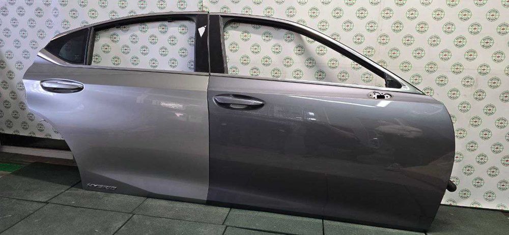 Двери Lexus ES 2019-
