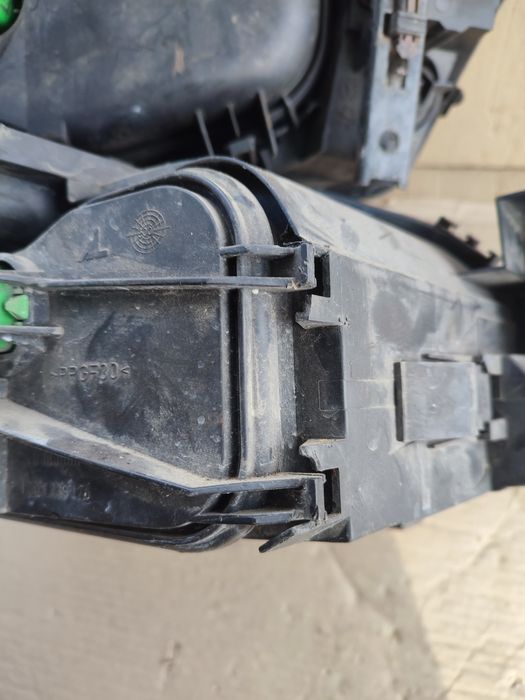 Фари Форд Мондео 3.