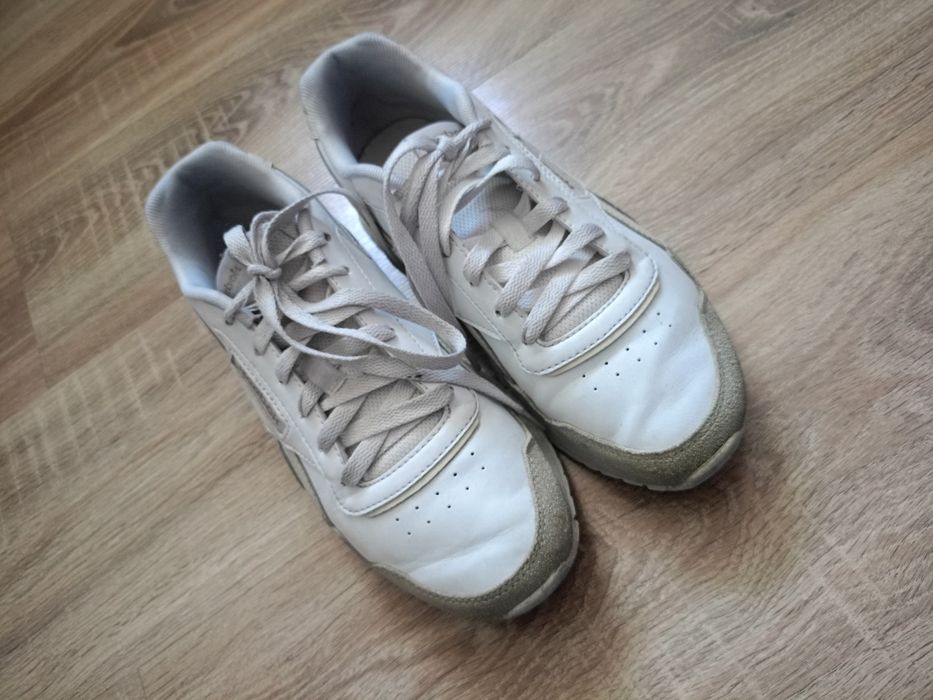 Świetne buty sportowe Reebok, adidasy