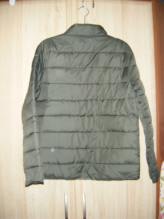 Стеганная демисезонная куртка на парня 13-14 лет, рост 152-164 см