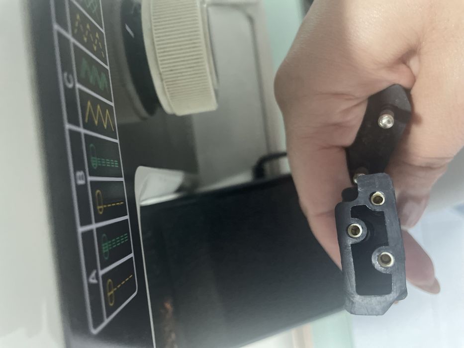 Maquina de costua Olimatic 3000 super automatica c/ caixa