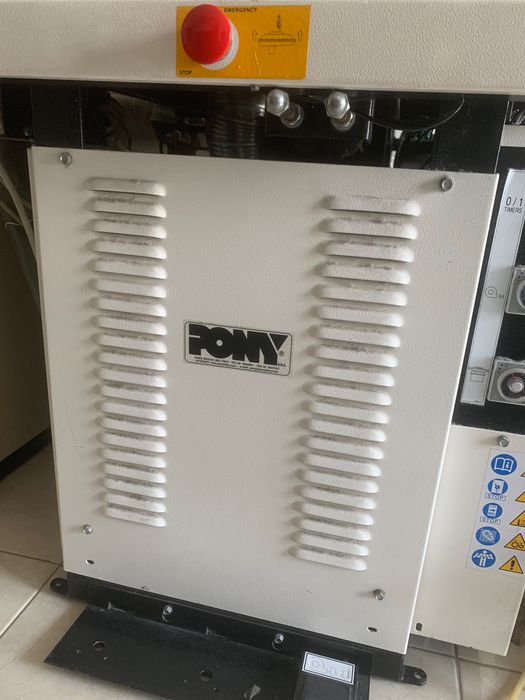 Pony semi new Mannequin