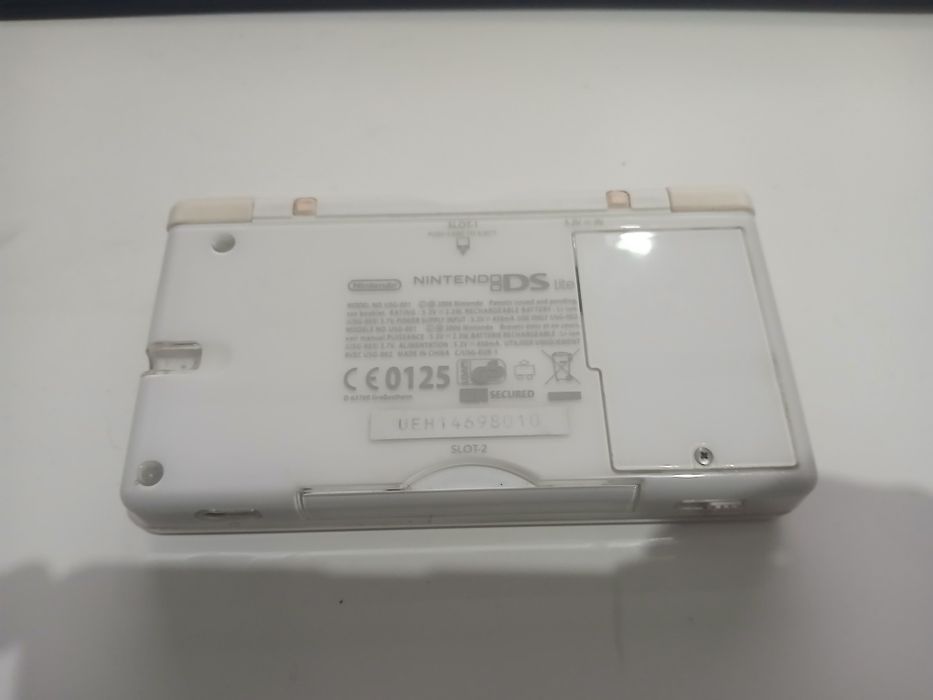 Nintendo DS Lite