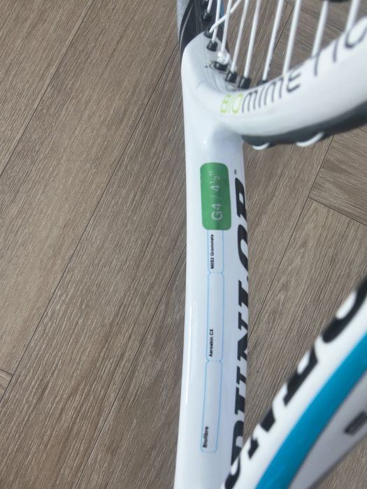 Rakieta tenisowa Dunlop biomimetic S2.0 lite