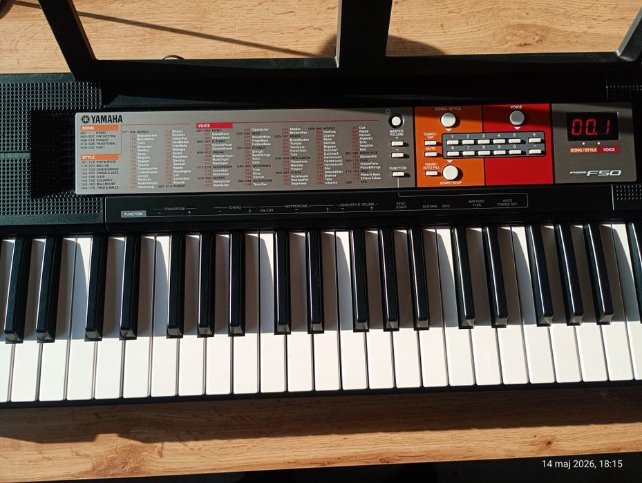 Yamaha PSR-F50 Keyboard