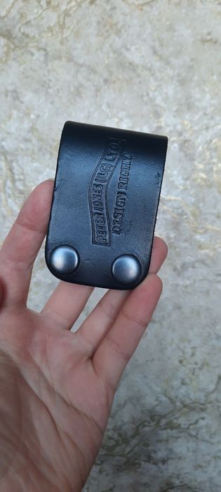 Кріплення, тримач для боді-камери поліцейського