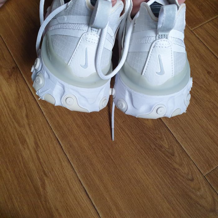 Мужские кроссовки Nike react element 42.5  27см белые 55