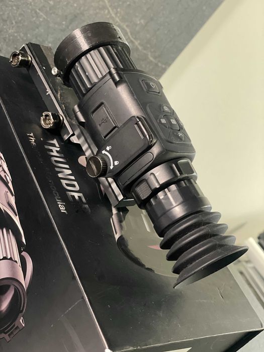 Nasadka termowizyjna HIKMICRO Thunder TE-19C
