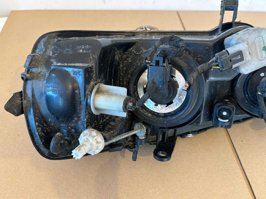 Lampa przednia lewa lub prawa Opel Astra G