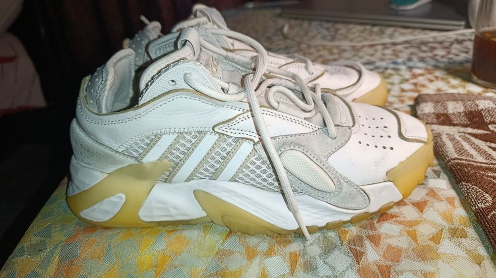 Кроссовки Адидас Adidas streetball оригинал кожаные. 38 39 размер